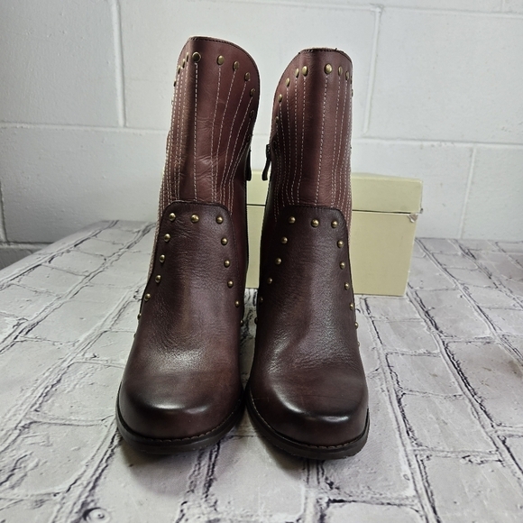 L'artiste  Spring Step Quiddity studded brown leather mid calf heeled boots new - Picture 4 of 9